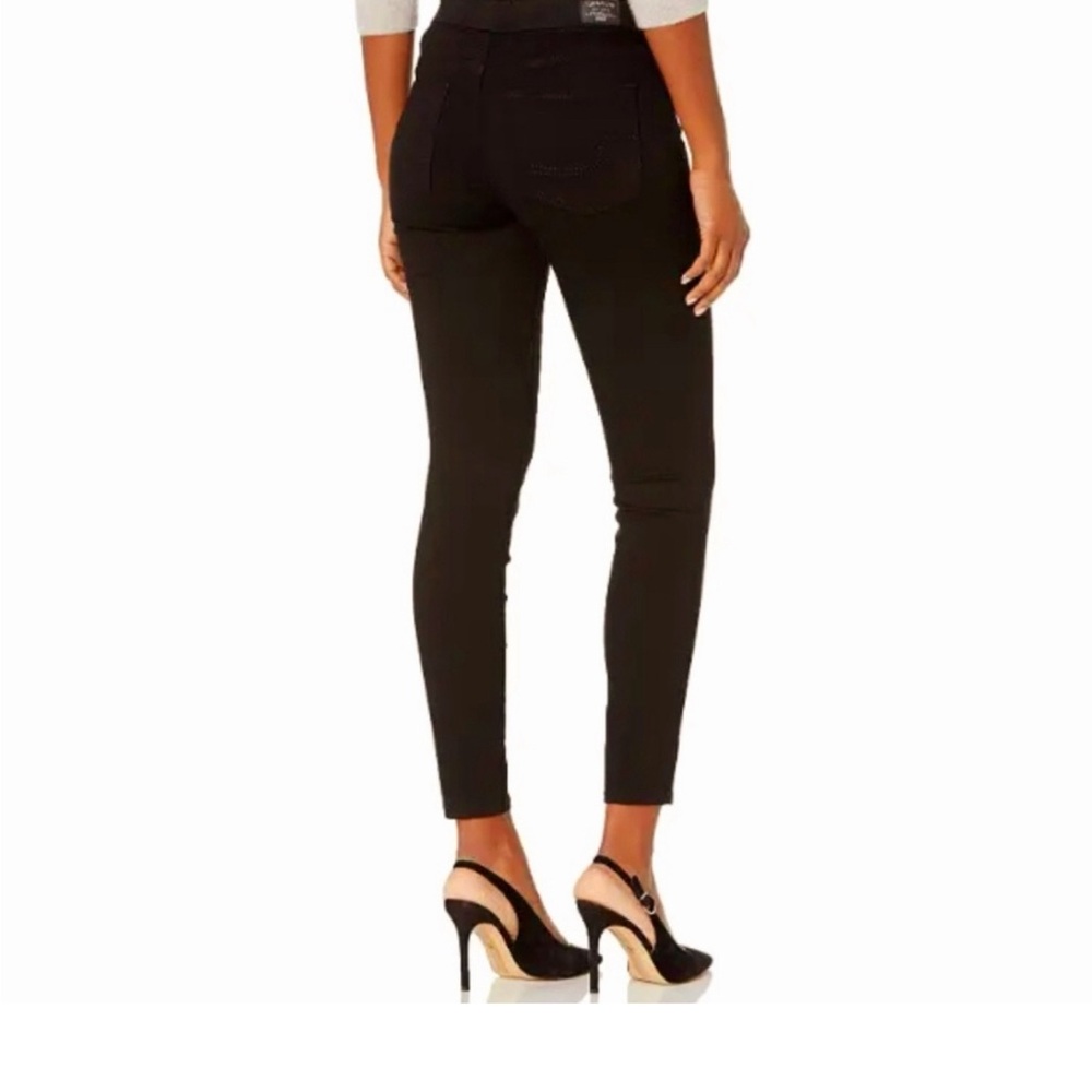 Signature gold by Levi Strauss